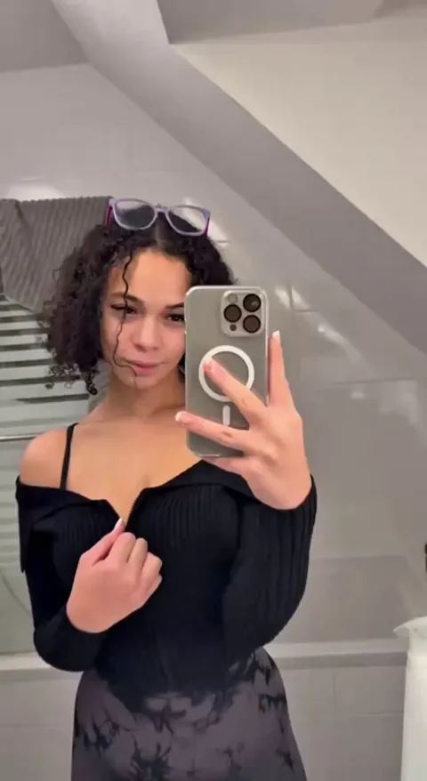 The face I make when you call me good girl