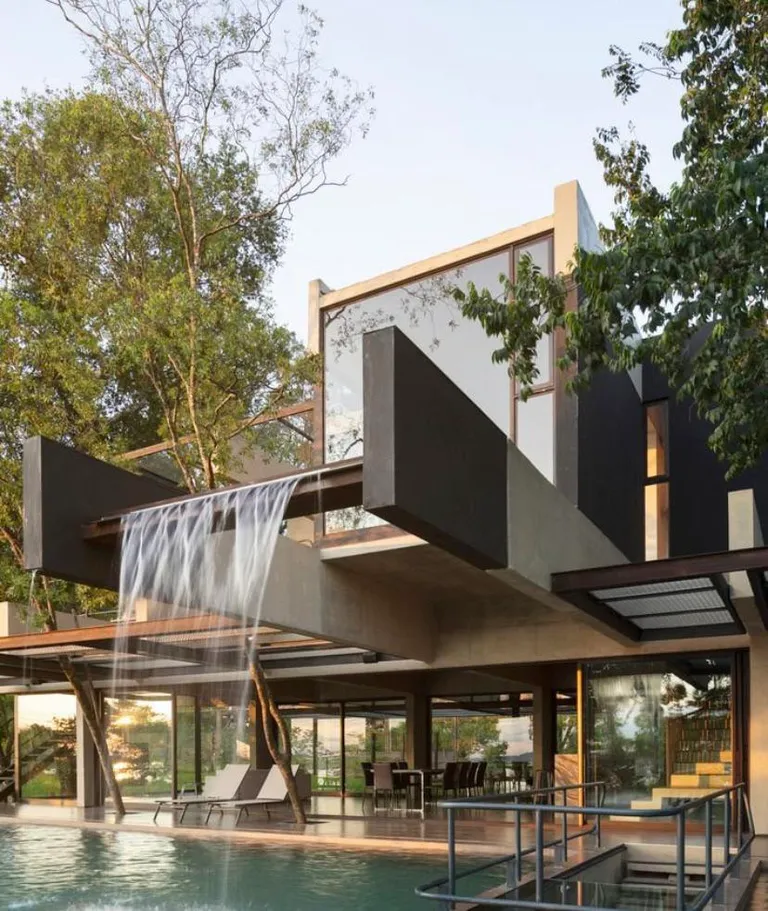 Hillside house architecture Bauen