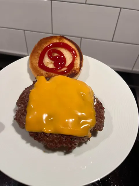 [homemade] Cheeseburger with some crushed Doritos