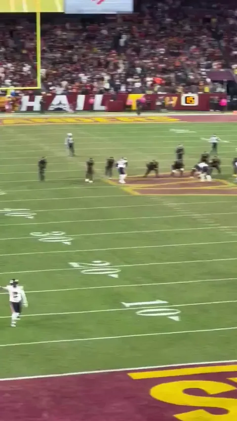 [highlight] Tyrique Stevenson prematurely celebrates resulting in a game winning Hail Mary