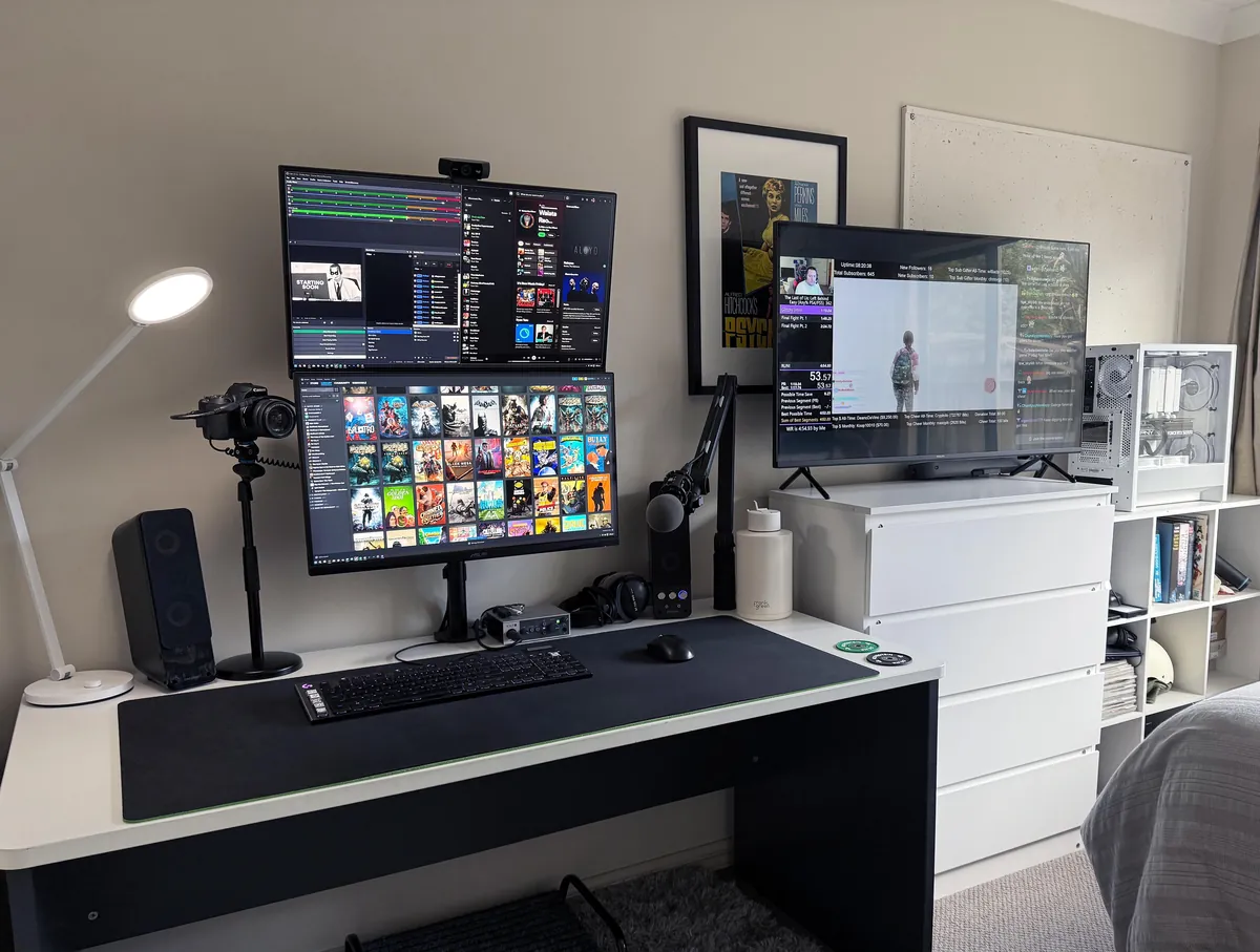 Stacked monitors FTW