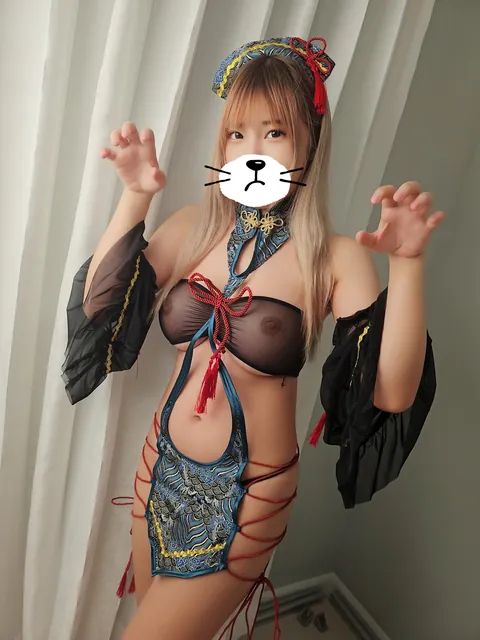 Halloween jiangshi~ but my boobs ended up completely see-through…