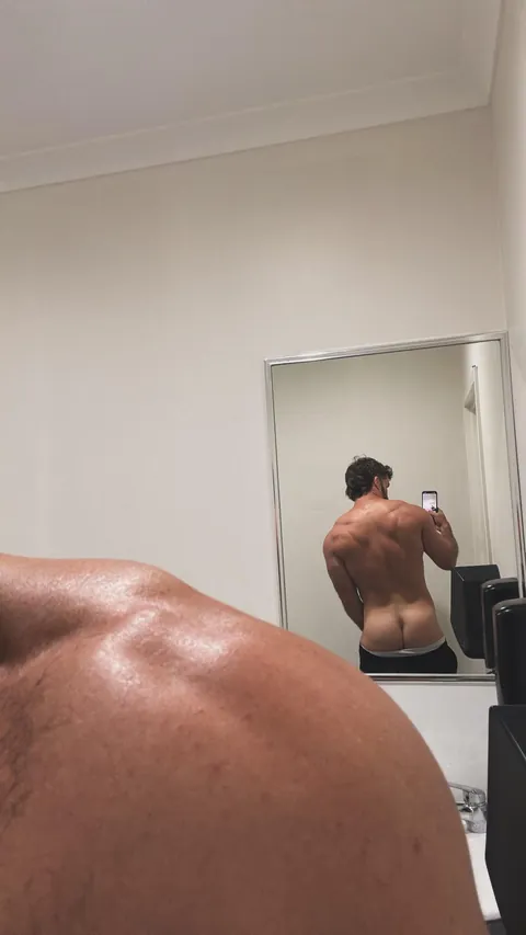 Join me in the bathroom at the gym?