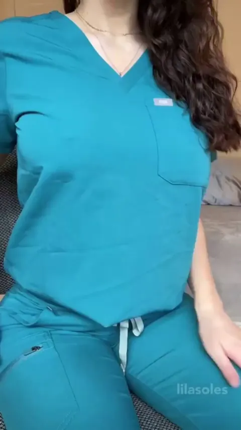 I wonder how many of my patients have seen my boobs on here 🙈