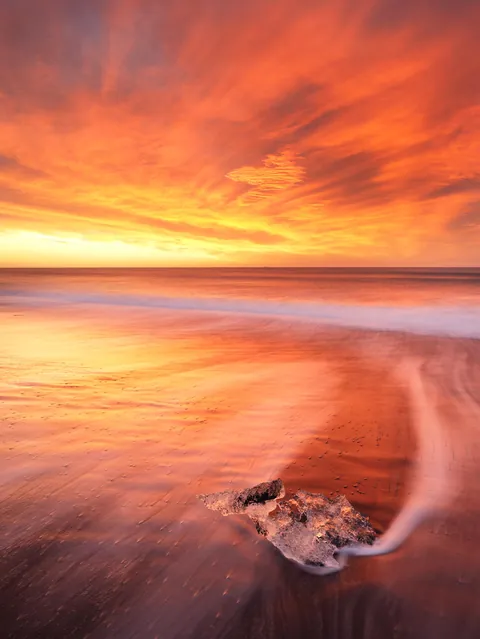 Jokulsarlon Glacier Lagoon, Iceland [OC] [2100x1578]