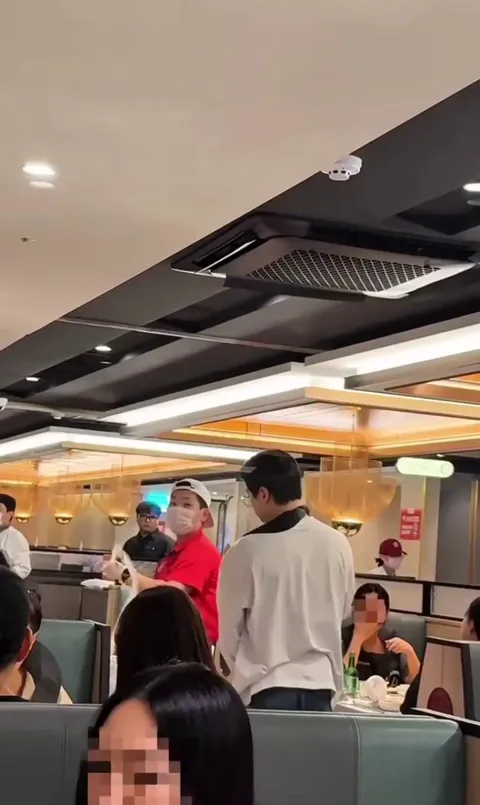 Tableside entertainment