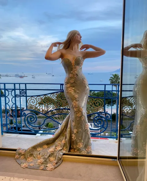 Elle Fanning