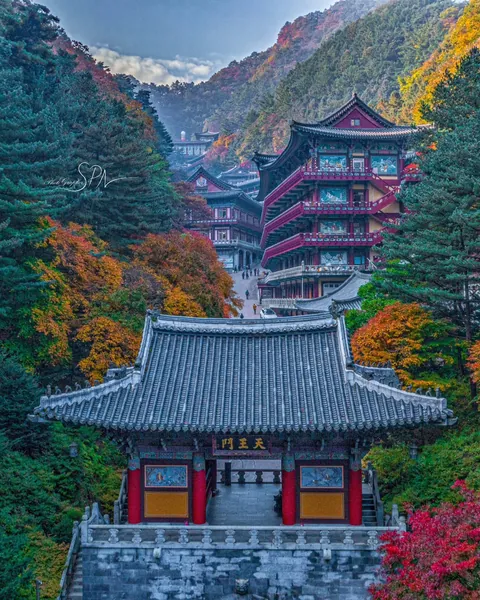 Cheonwangmun(Heavenly Kings Gate) of Guinsa, a Buddhist temple established in 1945 nestled in the Sobaek Mountains, Danyang County, North Chungcheong Province, South Korea.