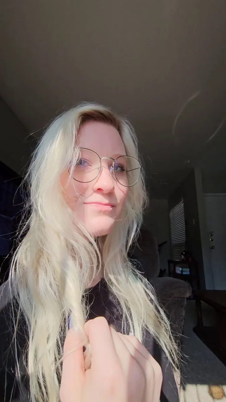 I'm no weather girl, but hopefully I can expect 3 inches tonight ;)