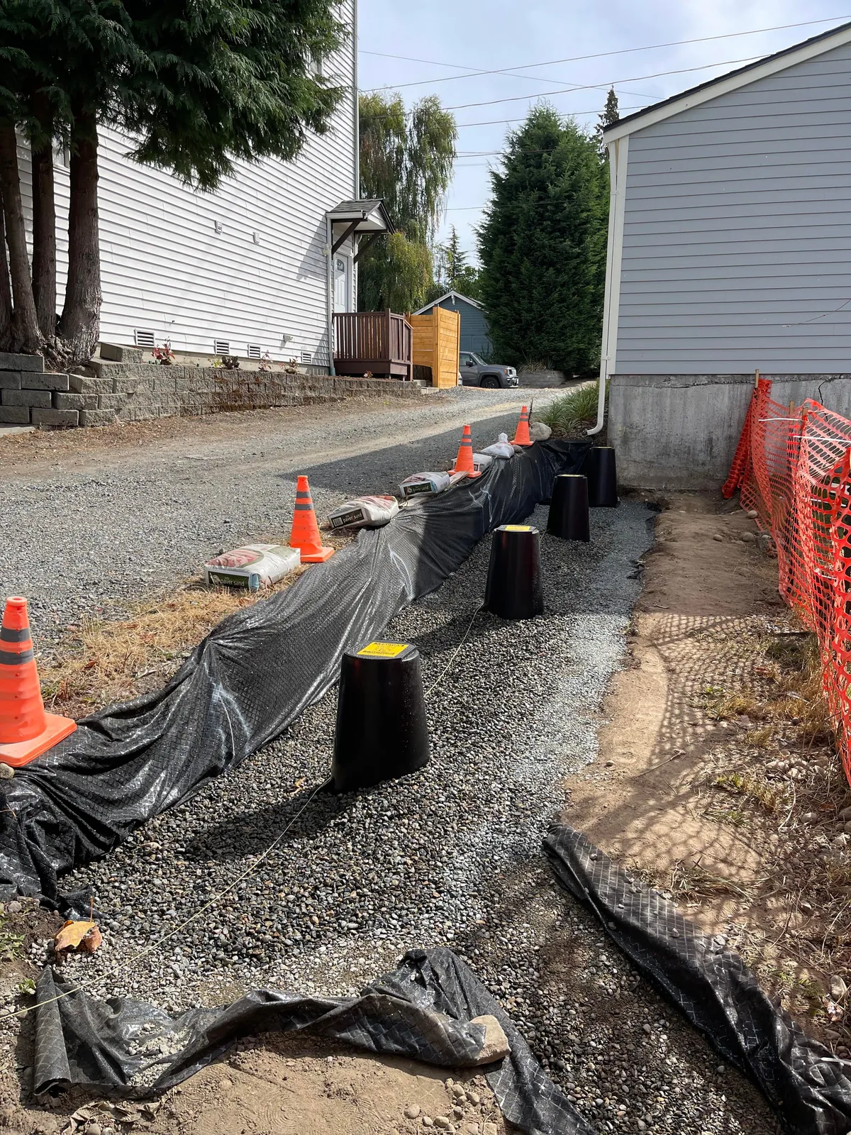 A few years ago my rotting fence fell over so I decided to build it back better.