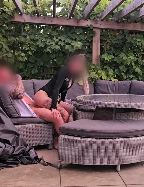 A little trip away always lifts the mood 😈 which one is your favourite pic?