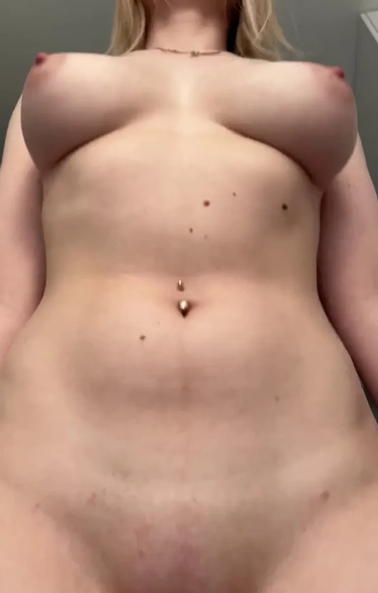 Let me bounce these in your face...then ill bounce on your cock ;)