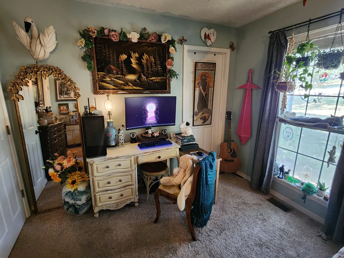 My Thrifted Room Feels so Magical (Daytime)