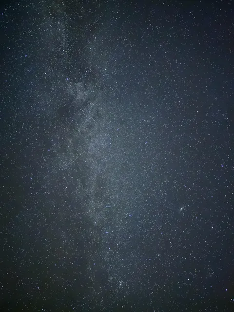 iPhone photo from French country site.. what galaxy am I seeing?