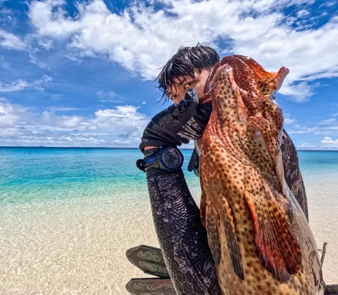 I returned to New Guinea, to a very remote atoll for a month long trip, living off the ocean.