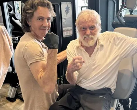 PsBattle: This picture of Rick Springfield and Dick Van Dyke at the Gym