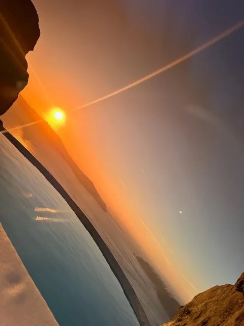 Santorini, Greece in October 🇬🇷