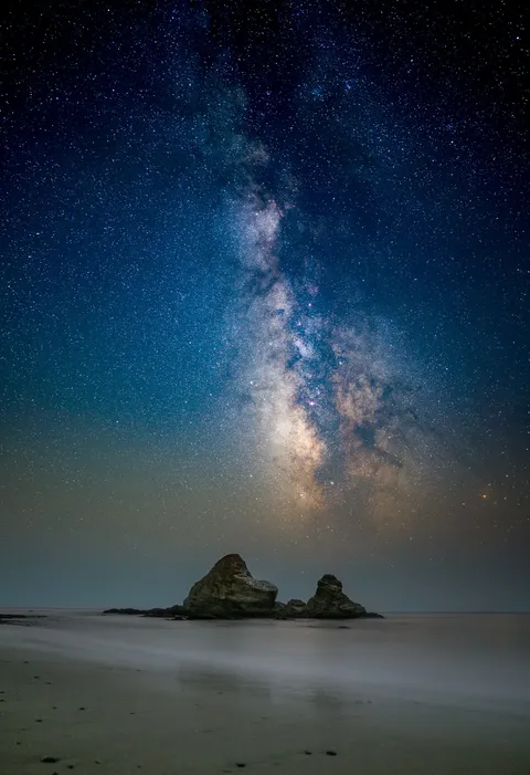 Took a photo of the milky way rising over the california coast! So pleased with how it turned out!
