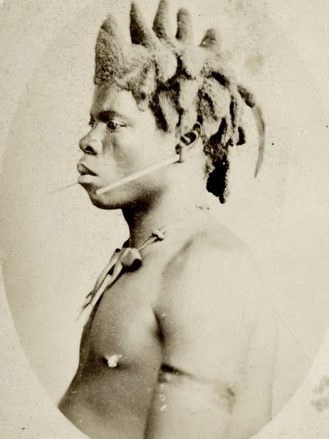 Men's hairstyles in pre-colonial Africa