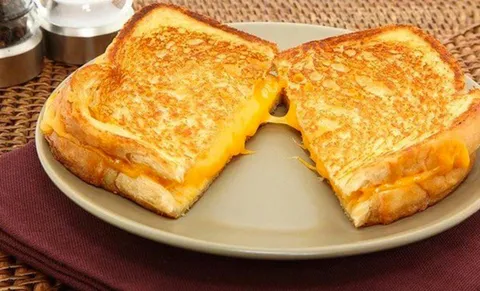 I don't care how old I get... grilled cheese will always be the bomb[1192*722]