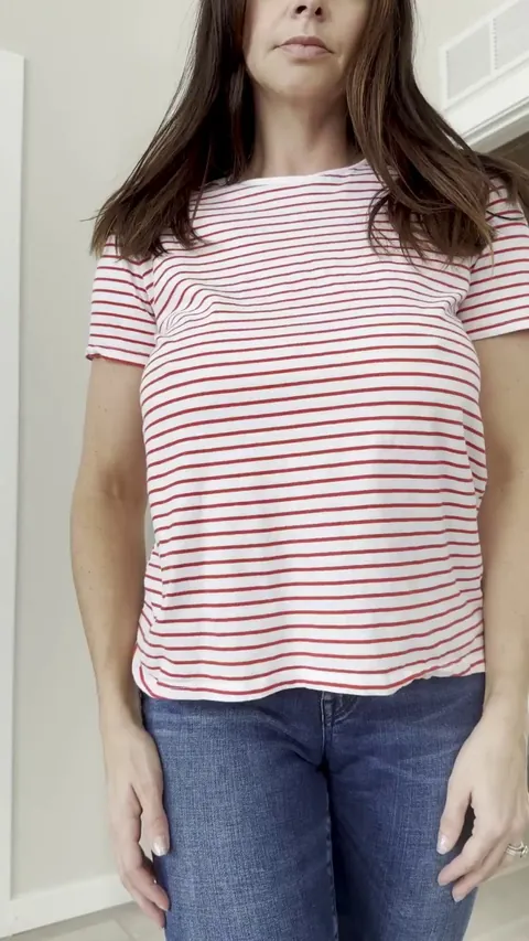 Dont need a bra when the milf tits are this stealth