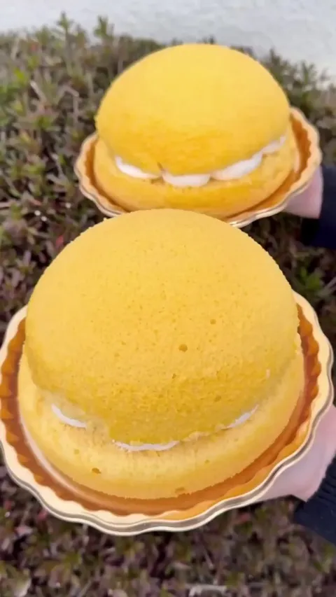 The Satisfying  Process Of Making Dome Castella - Japanese Food