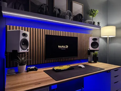 Nice and cosey to settle in with the new OLED.