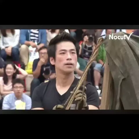 In 2012, over 2,000 Koreans gathered to watch a man pitch a 24-man army tent by himself after he claimed on an internet forum that he could do it in under two hours. The event even attracted corporate sponsors. The man succeeded, taking about an hour to pitch the tent by himself.