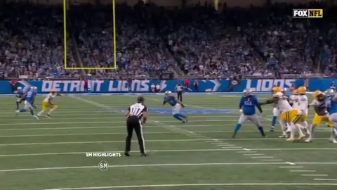 [Highlight] Pass interference not called on this play