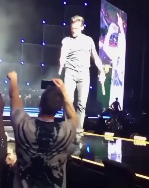 Hugh Jackman meeting a huge Wolverine fan