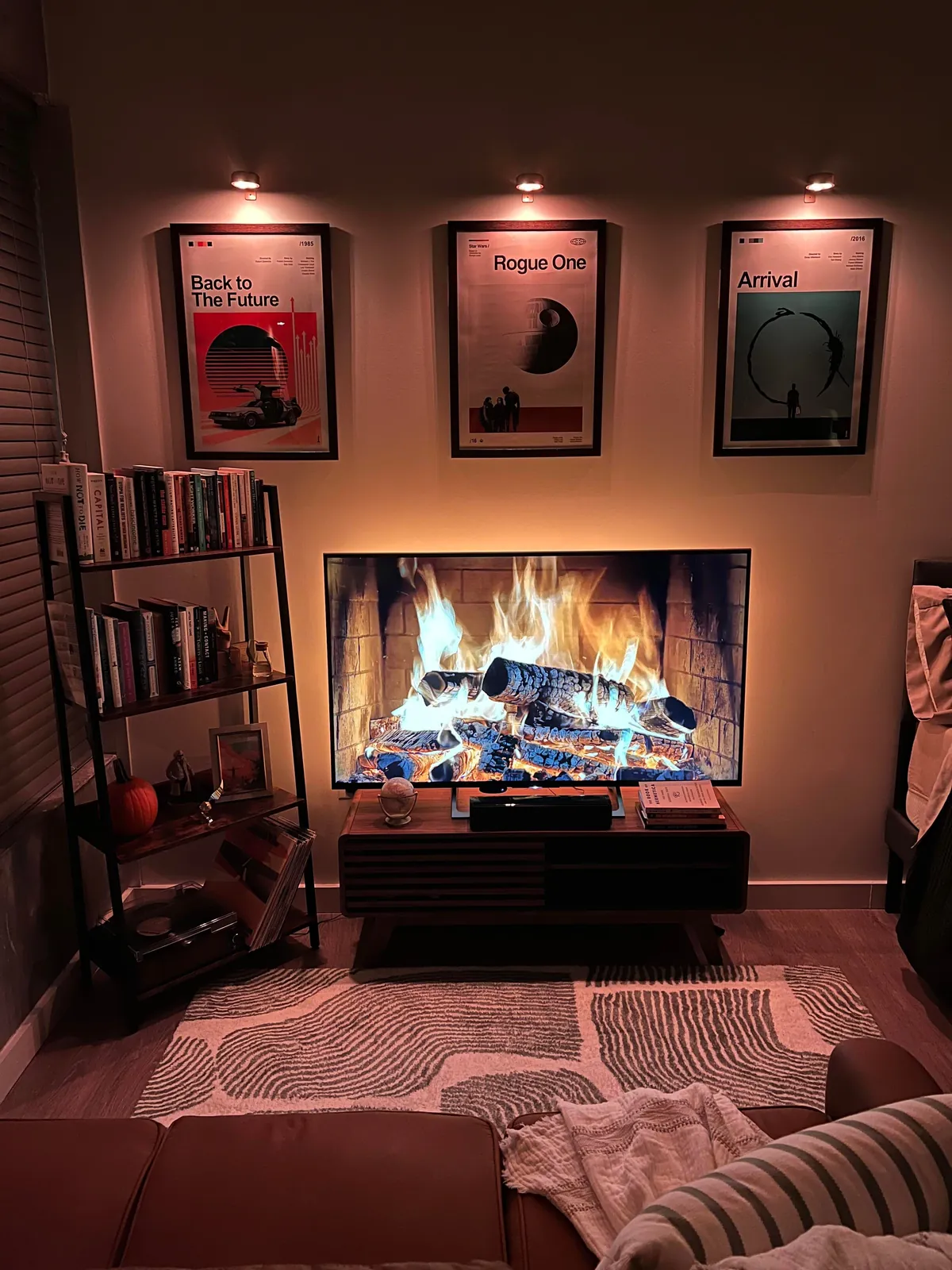 My studio is finally starting to feel like a home after a few months.