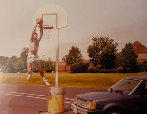 My dad’s first years in America as an immigrant (1980s)
