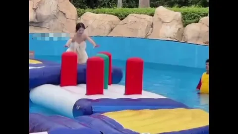 I can see he loves his job (sometimes)