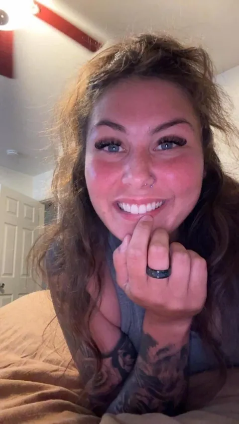 Any men out there still find an all natural woman attractive? 🫣➡️ f26