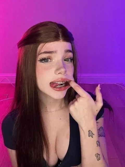 You can pick one to spend the night with , but once you swipe , you can’t go back! &lt;3