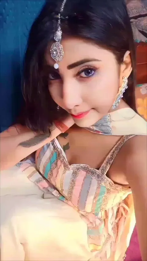 Bengali girl stripping Punjabi Suit