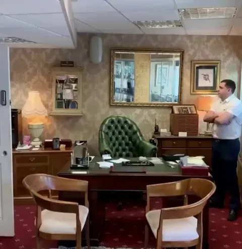 Anti-theft fog system for high end jewelry stores