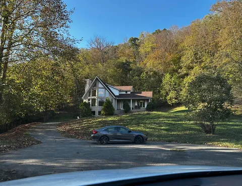 Moved into our “dream home” before closing… to discover it’s a moldy nightmare