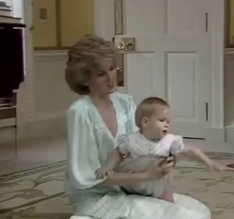 Princess Diana with her three year old Prince William and one year old Prince Harry Opening with a photoshoot in Kensington Palace. (October 4, 1985)