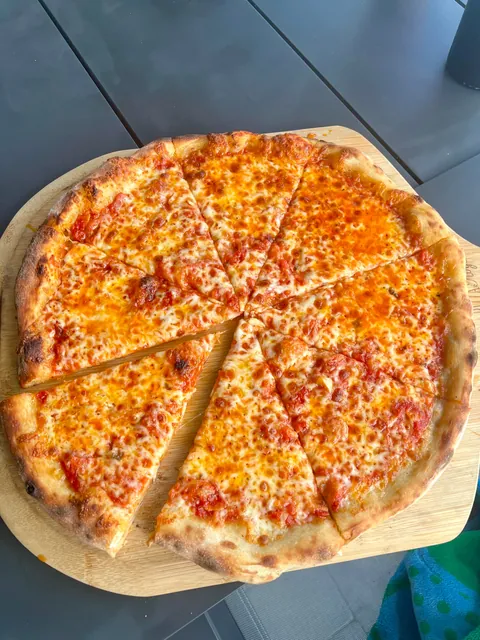 [homemade] NY Style Pizza