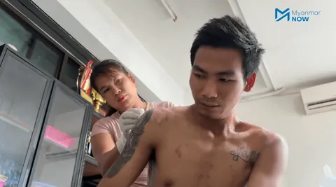 A Myanmar migrant worker Mr. Thar Thar survived a brutal 5-hour torture ordeal by Chinese employers in Thailand. While working at the construction site, his wages were withheld for months. He was later lured, beaten, and severely burned with boiling water before narrowly escaping.