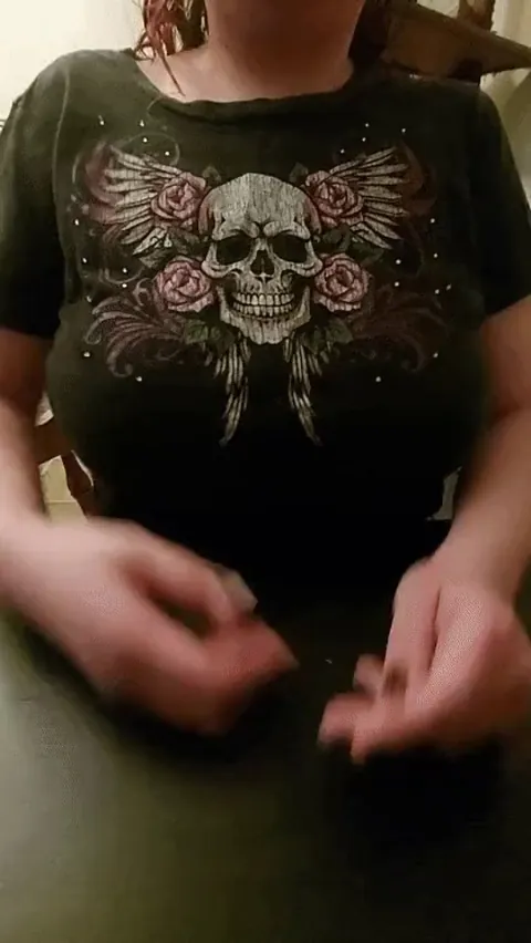 Naturals titty drop 🥰