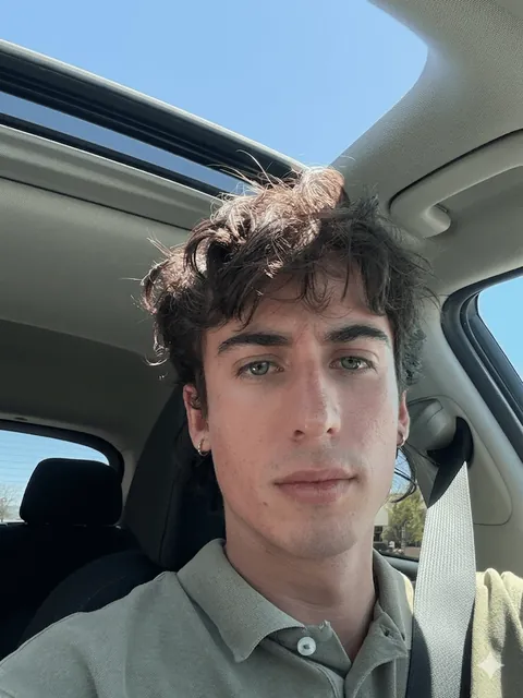 What my friends see vs what reddit sees