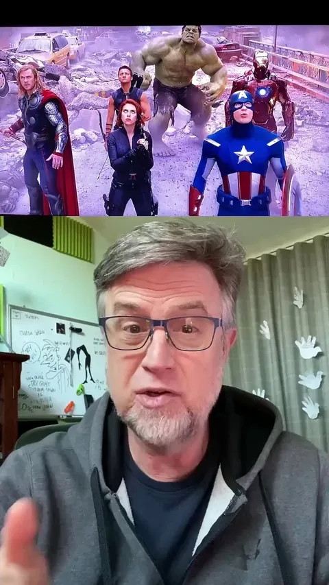 'The Avengers" Ending looks very similar to "Phineas and Ferb: Across the 2nd Dimension" which was released an year prior to Avengers