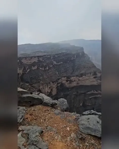 The birth of a waterfall