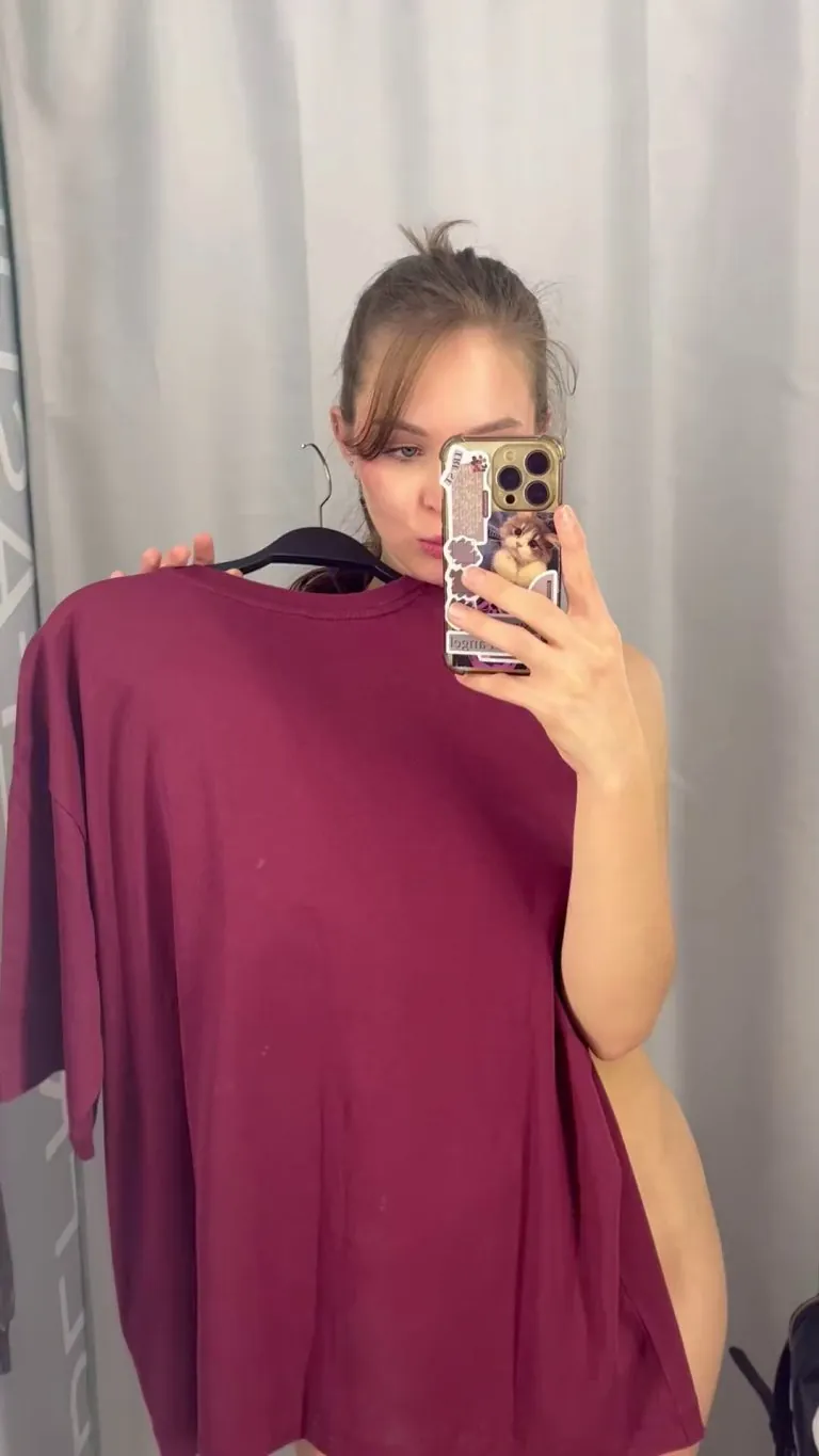 I dont miss a moment to shoot a quick video in the fitting room