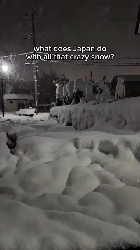 In snowy Japan, communities share winter duties scheduled water supply and clearing streets, with water returned to rivers. [📹im.mattguy]