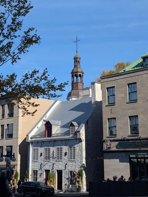 An afternoon walk through Quebec City