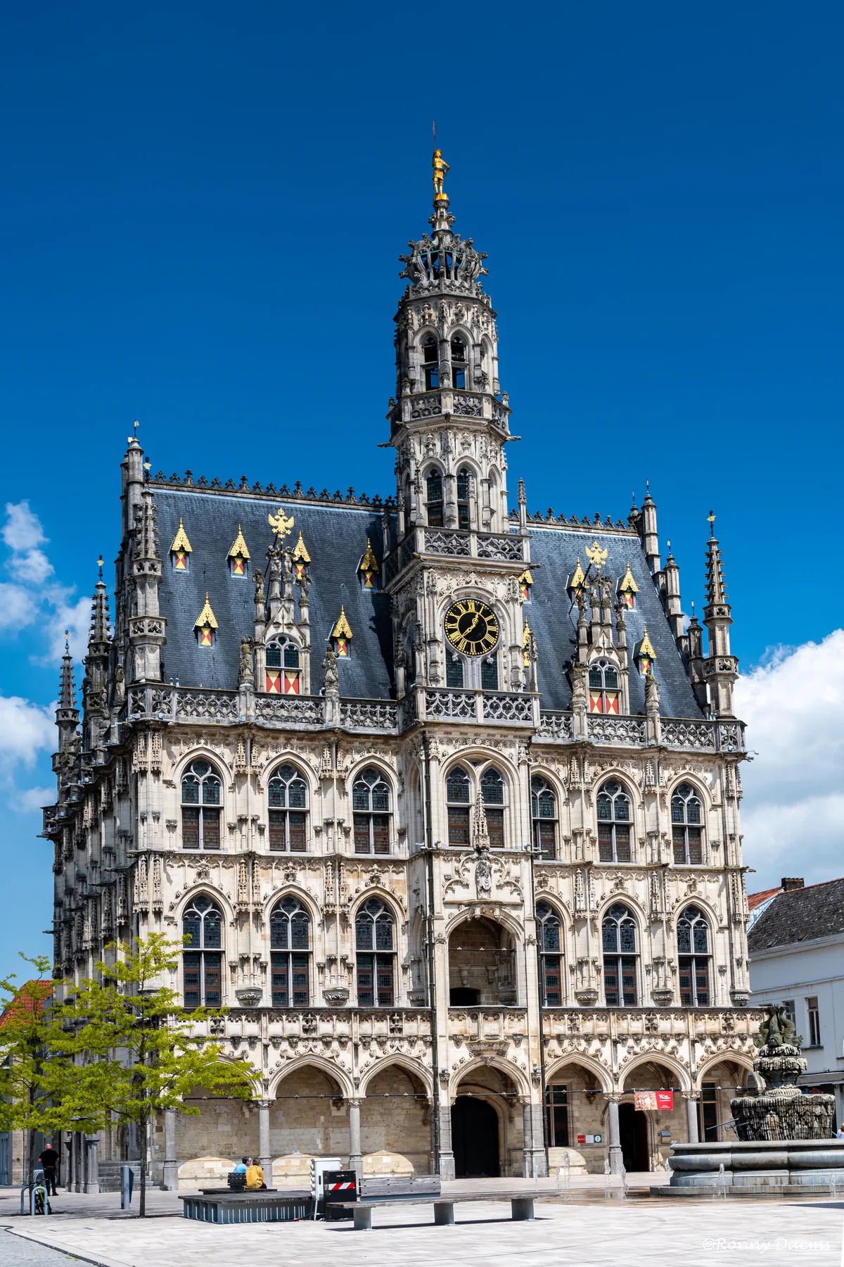 Oudenaarde Town Hall, Oudenaarde, East Flanders, Belgium; architect Hendrik van Pede (built 1526-1537).