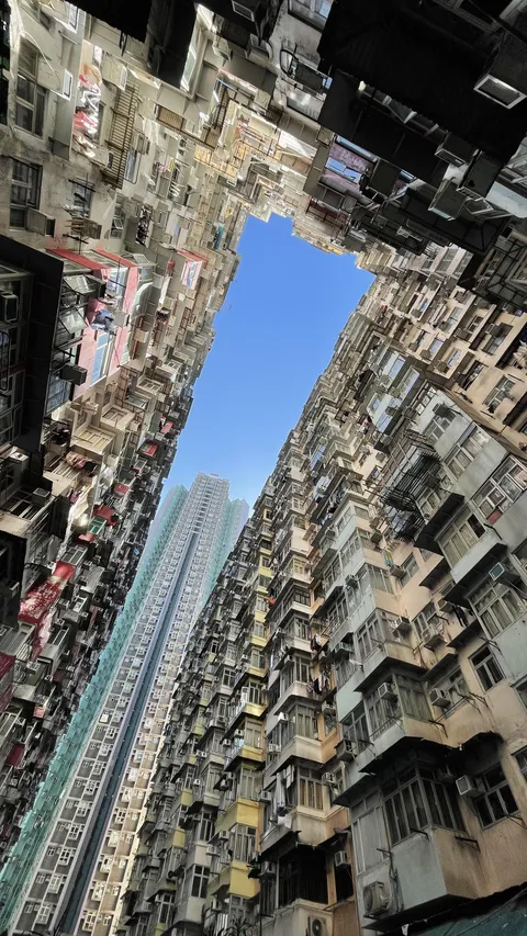 ITAP of monster building in Hong Kong 